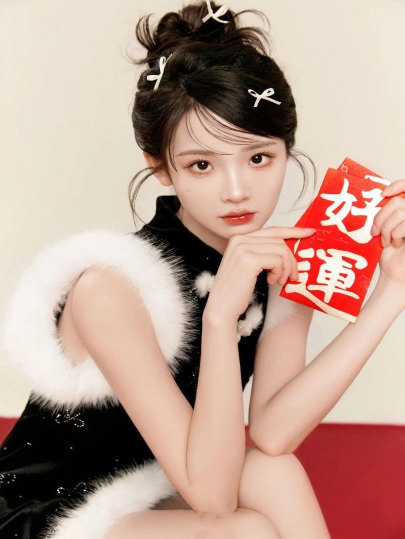 ปีใหม่ 2025 ปีงู ชุดถ่ายภาพสไต - Photography Of The Year บทวิจารณ์และราคา